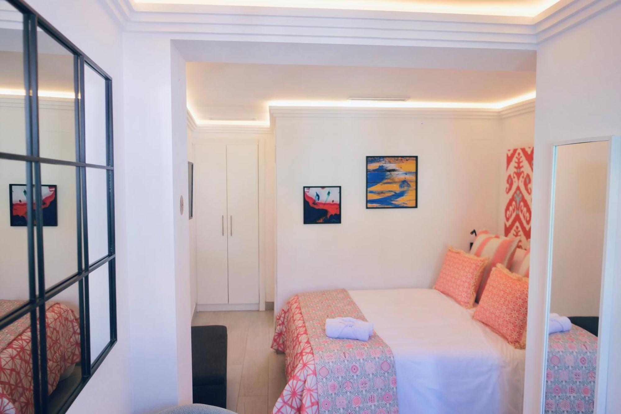 Myra Apart-Hotel Marbella Ngoại thất bức ảnh